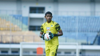 Jaga Tren Positif, Persib Siapkan Penjaga Gawang Muda Masa Depan