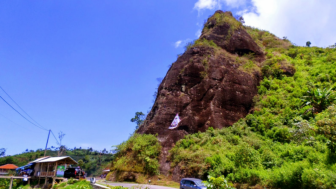 Batu Tumpang Garut, Spot Rest Area dengan Nuansa Sejuk di Jalur Selatan