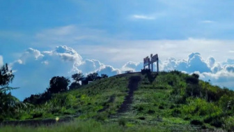 Asal-usul Gunung Putri di Garut dan Legenda Putri Intan Dewata dengan 'Makam di Atas Awan'