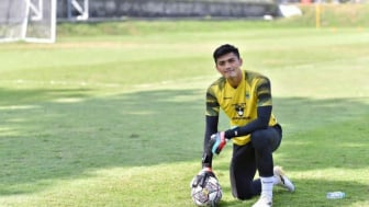 Tampil Apik Bersama Persib, Harga Pasar Kiper Asal Bungbulang Garut Terus Melambung