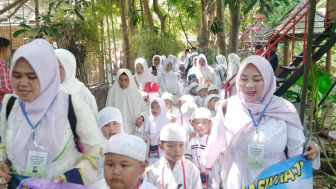 500 Anak Paud Lakukan Manasik Sambil Edukasi Satwa Langka di Taman Satwa