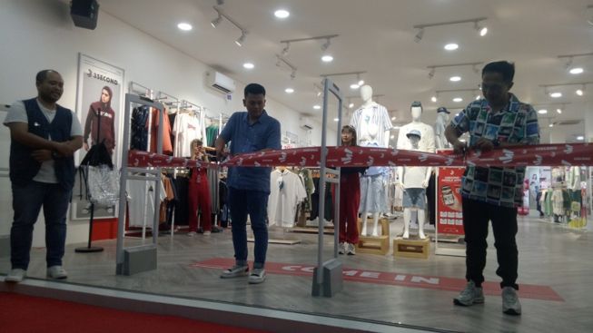 Fashion Store 3Second Buka di Garut, Lagi Obral Diskon Hingga 70 Persen