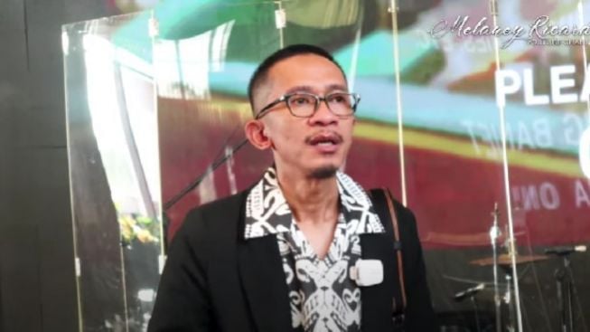 Tampil Tulen Dengan Rambut Cepat, Aming Tak Dikenali Rekan Sesama Artis