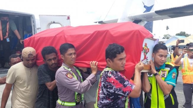 Anggota TNI dan Polri Gugur Ditembak KKB Papua Saat Amankan Sholat Tarawih, Berikut Ini Identitasnya