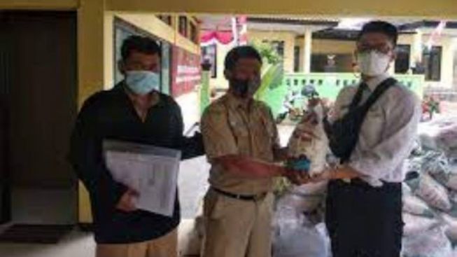 Ada Bantuan Beras untuk Warga Garut, Tiap KK Dapat 30 Kg Simak Kriteria Penerimanya