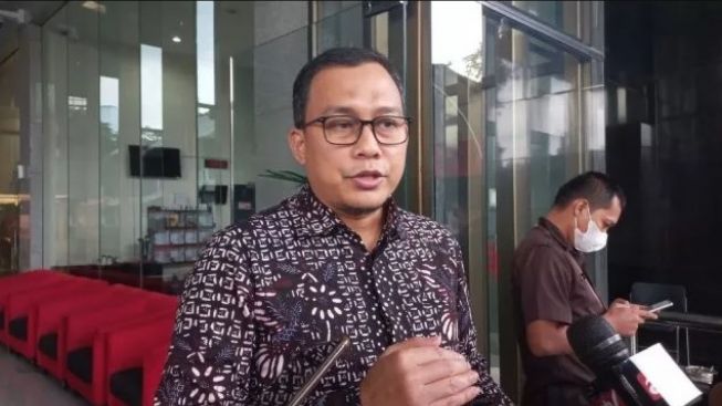 KPK Jelaskan Artis R yang Tersangkut Pencucian Uang Rafael Alun, Netizen: Ada yang Berniat Jahat ke Raffi Ahmad
