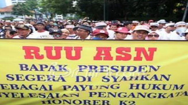 Revisi UU ASN Masuk Prolegnas 2023, Honorer K2 Maluku Utara Sebut Hanya Nyanyian Semu Untuk Raih Suara di Pemilu 2024