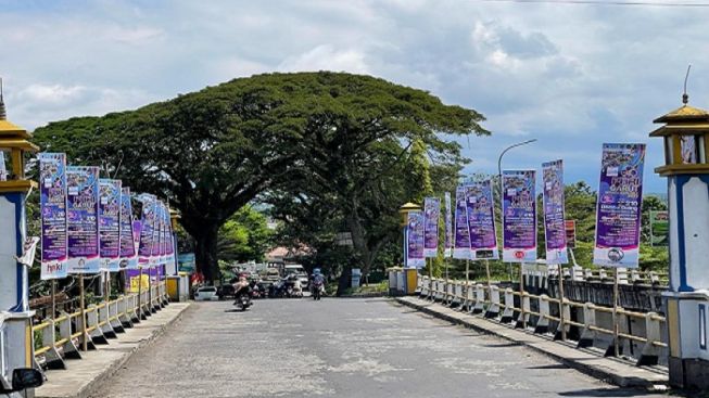 Hajat Besar PHRI Garut, Ratusan Baligo dan Spanduk Penuhi Jalan Protokol. Cek Acaranya Apa Saja!