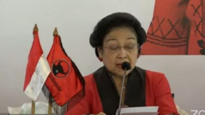 Tok! Megawati Tetapkan Ganjar Jadi Capres dari PDI Perjuangan, Peta Politik Makin Dinamis