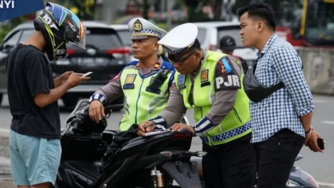 Bagi Kamu yang Suka Berkendara, Hati-Hati Pada Tanggal 1 Juni Mendatang, Begini Katanya