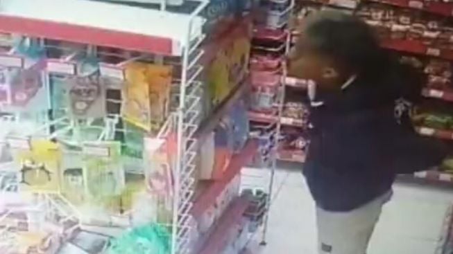 Video Viral, Dicari Sindikat Pencurian Kopi Sachet di Sejumlah Alfa Mart Garut, Netizen: Tangan Kreatif