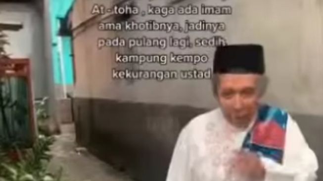 Video Viral! Imam dan Khatib Tidak Datang, Jumatan di Mesjid At Toha Kampung Kempo Bubar Barisan