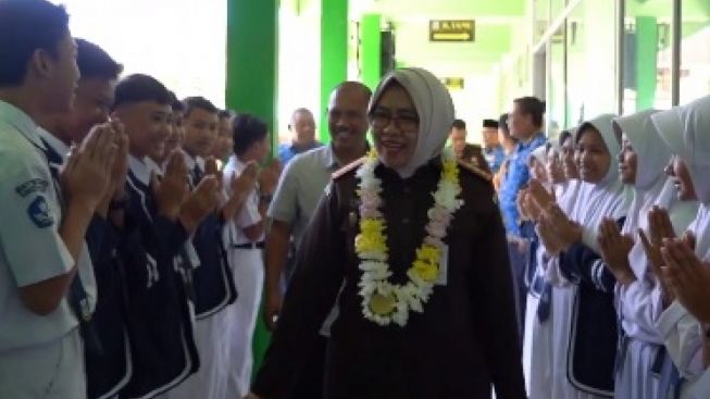 Kepala Kejari Garut Ajak Siswa SMP Bijak dan Cerdas dalam Bermedsos, Hindari Hukuman