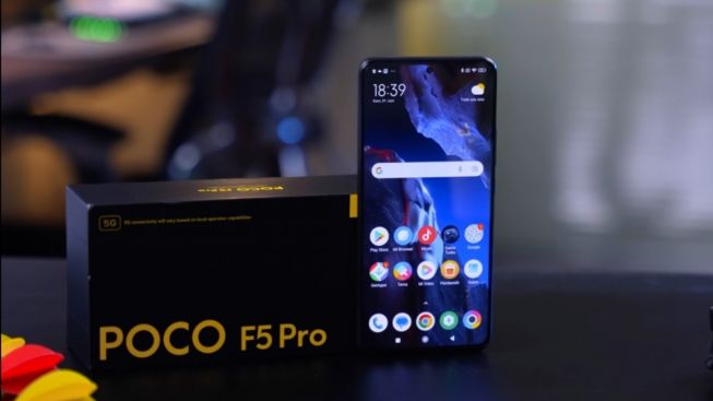 Poco F5 Pro, Smartphone Terbaru 2023 dengan Layar AMOLED 120Hz dan Kamera 64 MP