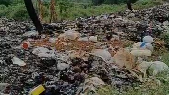 Video Berisi Keluhan Warga Mengenai Sampah dan Jalan Rusak di Malangbong Garut Beredar di Grup Medsos, Beberapa Nama Pejabat Disebut