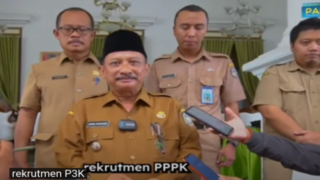 Bupati Situbondo Beberkan ALasan SK PPPK Guru 2022 Belum Turun: Itu Kewenangan Pemerintah Pusat