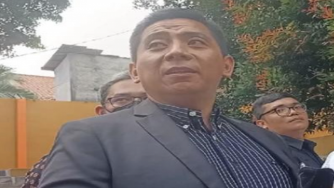 Kisruh dengan Ketua RT Malkan Mereda, Dewi Perssik Akan Lanjutkan Ke Jalur Hukum