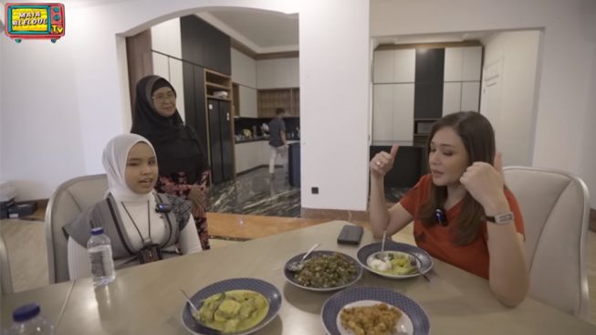 Bahasa Inggris Putri Ariani Bikin Maia Estianty Kagum, Ini Rahasianya