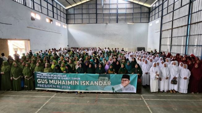 Ratusan Jamaah Majlis Talim di Garut Deklarasi Muhaemin Iskandar Jadi Presiden RI 2024