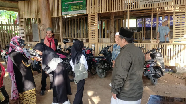 Tak Cuma Ilmu Agama, Ponpes Bahrul Ulum Garut Bantu Santri Tempuh Pendidikan hingga Sarjana