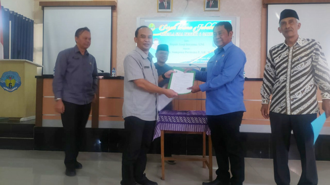 Penunjukan Kepala SMAN 1 Garut Sebagai PLT Kepala SMAN 6 dengan Dalih Penghargaan Diralat Kepala KCD XI