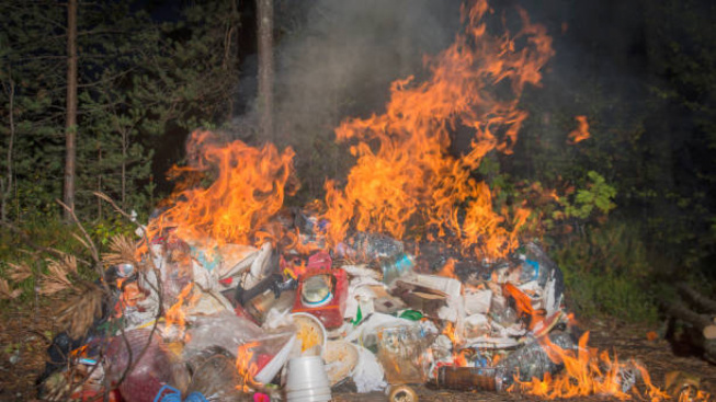 Gudang Kayu di Wanaraja Kebakaran, Polsek Wanaraja Garut Imbau Warga Hati-Hati Bakar Sampah
