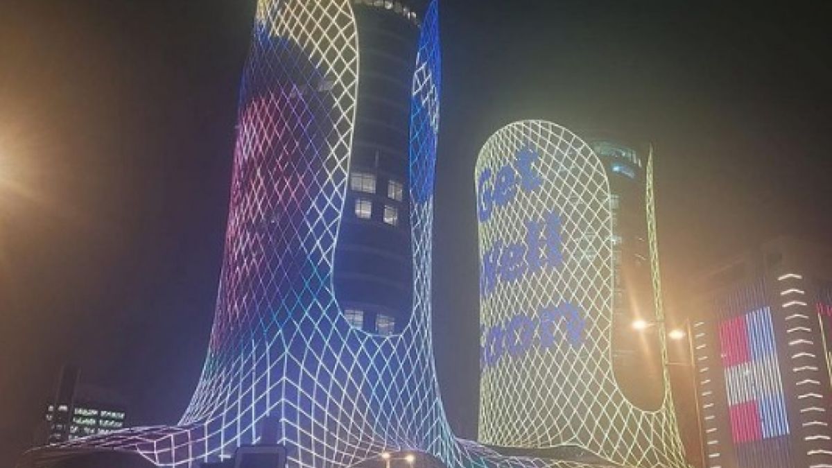 LED Pele di salah satu gedung di Qatar [Instagram/@pele]
