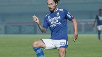 Bertolak ke Yogyakarta, Persib Bandung Minus Marc Klok