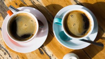 Minum Kopi Tiap Hari Bisa Turunkan Risiko Kematian Dini, Benarkah?