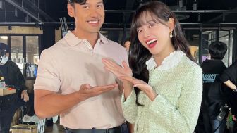 Beradu Akting dengan Pemain Drakor Business Proposal, Chicco Jerikho: Annyeonghaseyo!