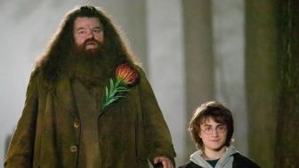 Pemeran Hagrid Film Harry Potter Meninggal Dunia, Daniel: Robbie Coltrane Orang yang Lucu