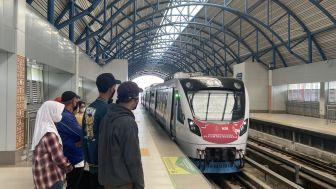 Ridwan Kamil Kritik LRT Palembang, Kena Tegur Publik hingga Berujung Minta Maaf