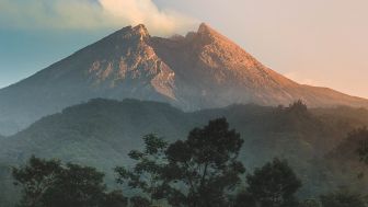 Mengenang 12 Tahun Erupsi Merapi yang Menewaskan Sang Juru Kunci