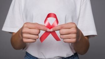 Jangan Menjauhi, Ini yang Sebaiknya Dilakukan Jika Teman Positif HIV/AIDS