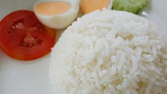 Setelah Viral Resep Mi Instan, Mas Danang Bagikan Manfaat Tepung Beras untuk Menanak Nasi
