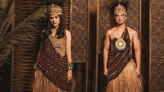 Foto Prewedding Kaesang Pakai Baju Adat Papua Tuai Komentar, Warganet: Mungkin Konsepnya yang Penting Papua