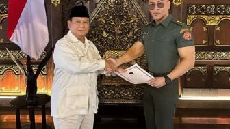 Apa Itu Pangkat Letnan Kolonel Tituler TNI AD yang Baru Dijabat Deddy Corbuzier?