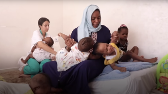 Satu-satunya di Dunia, Bayi Kembar 9 Akhirnya Pulang ke Rumah Usai Setahun Dirawat di RS