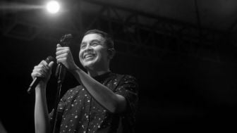 Tulus Gelar Konser Bertajuk Tur Manusia 2023, Berikut Jadwal dan Harga Tiketnya