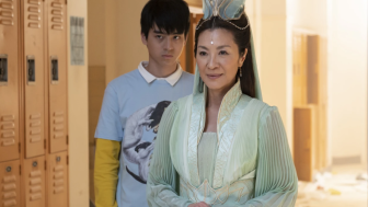 American Born Chinese di Disney+ Hadirkan Michelle Yeoh Sebagai Dewi Kwam Im