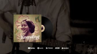 Lirik Lagu Komang Raim Laode yang Viral di Media Sosial