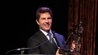 Bukan Menghindari Mantan Istri, Ini Alasan Tom Cruise Nggak Datang ke Acara Oscars