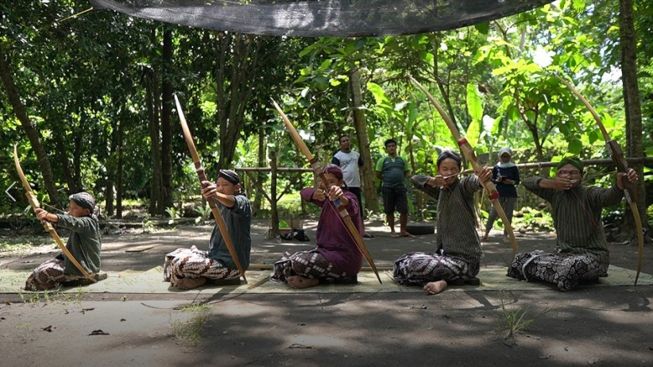 Ikut Lomba Jemparingan, Seni Panahan Asal Jogja Sarat  Filosofi