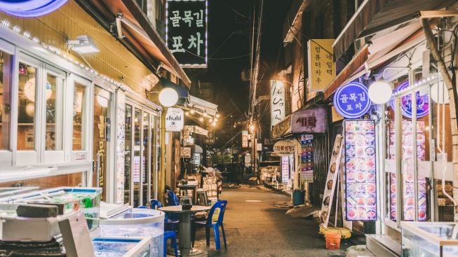 Jadi Salah Satu Distrik Populer di Korea Selatan, Apa Saja Keunikan Itaewon?