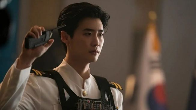 Aktor Lee Jong Suk Positif Covid-19, Greeting Film Decibel Dibatalkan