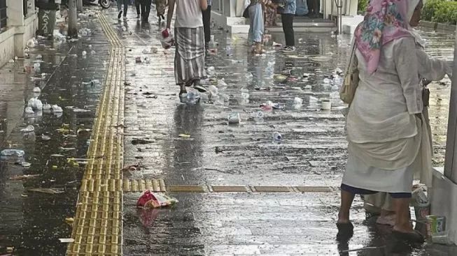 Acara Jokowi di GBK Sisakan 31 Ton Sampah, DLH Kerahkan 500 Pasukan Orange