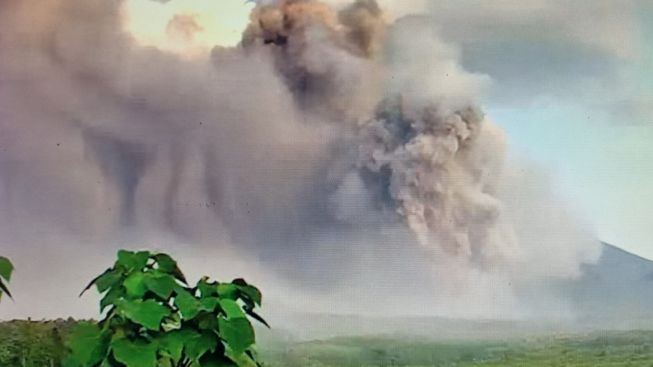 Kembali Meletus, Ini Catatan Aktivitas Erupsi Gunung Semeru dari Tahun ke Tahun