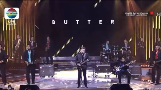 Kejutkan Penggemar, Rhoma Irama Tampil Konser Bawakan Lagu BTS Butter