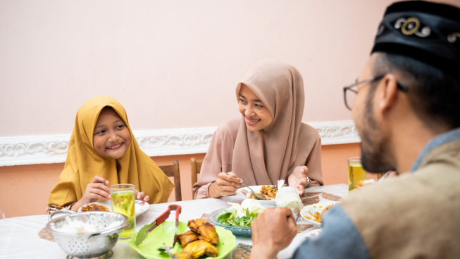 Menu Sahur Sehat Supaya Nggak Lemas saat Puasa