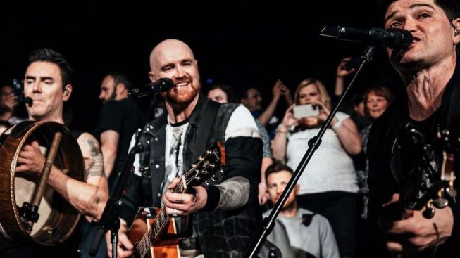 The Script Berduka, Gitaris Mark Sheehan Meninggal Dunia di Usia 46 Tahun